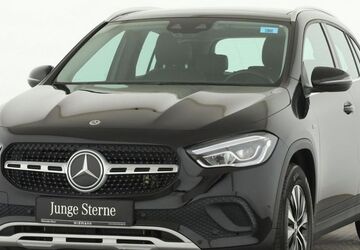 Mercedes-Benz GLA 250 113.577 km 26.850 &euro; Ebermannsdorf 92263
