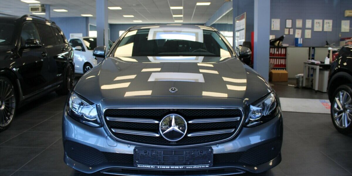 Mercedes-Benz E 300 e 9G-TRONIC Avantgarde 86.739 km 25.780 &euro; Euskirchen 53881